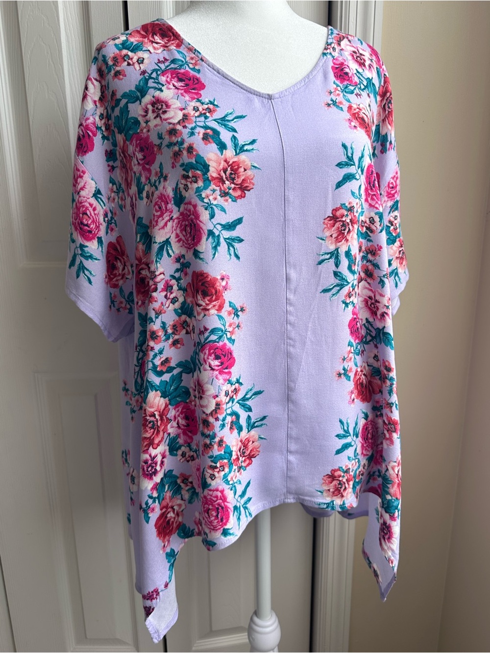 white birch Lavender Floral V-Neck Poncho Top